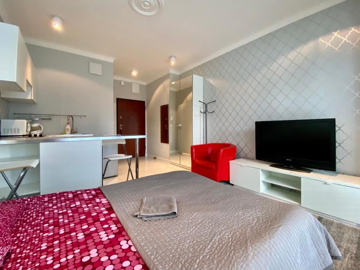 Studio Flat Triton Park Warschau Buitenkant foto