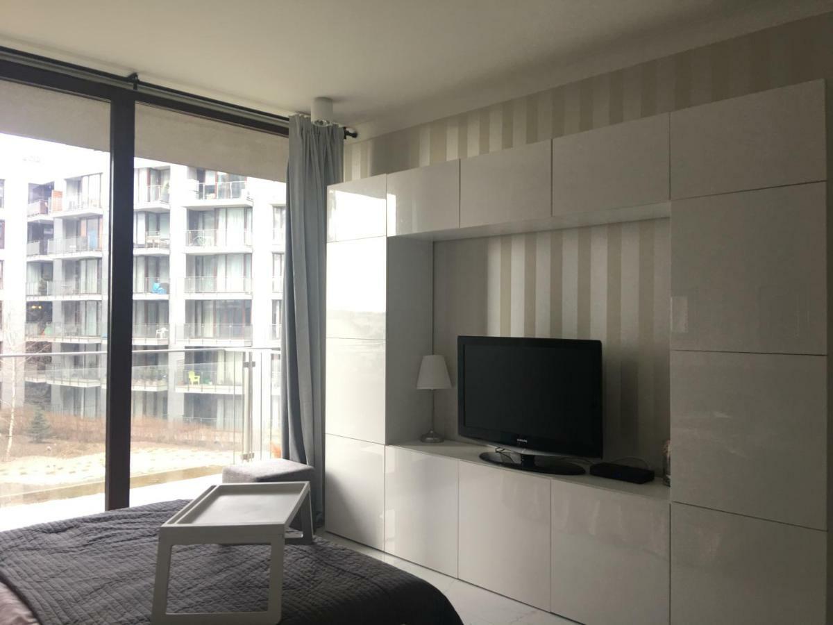 Studio Flat Triton Park Warschau Buitenkant foto